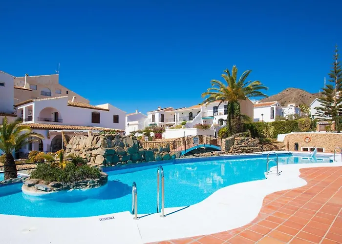 Limoneros By Interhome 内尔哈